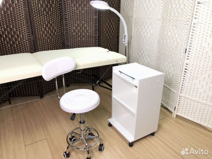 Массажный стол