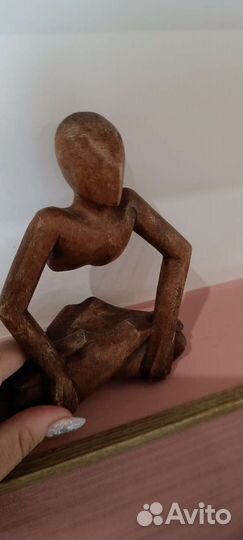 Статуэтка дерево