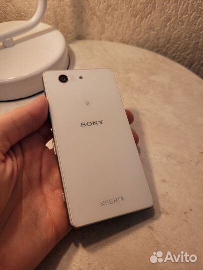 Sony Xperia Z3 Compact, 2/16 гб