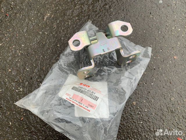 Петля двери багажника Grand Vitara