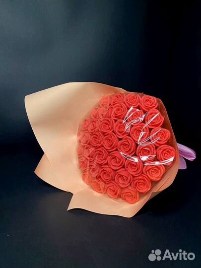 Розы из Белого Шоколада - 37 шт в Букете