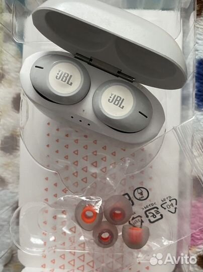 Блютуз наушники JBL Tune 120 TWS