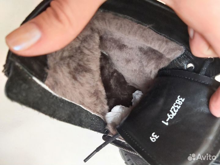 Ботинки женские зимние 39 размера