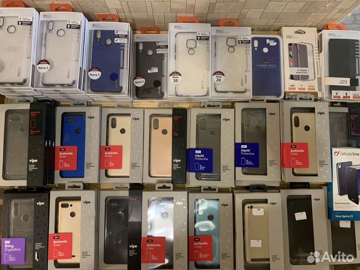 Чехлы, стекла на телефон