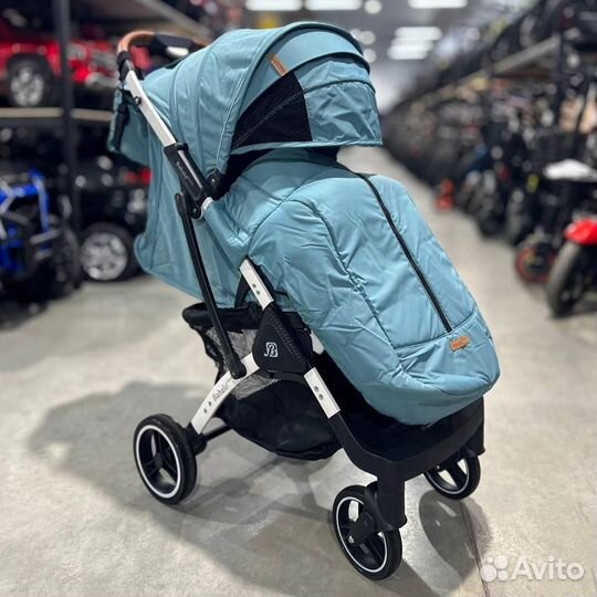 Коляска прогулочная