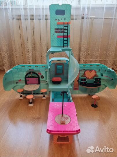 Игрушка для кукол автобус LOL