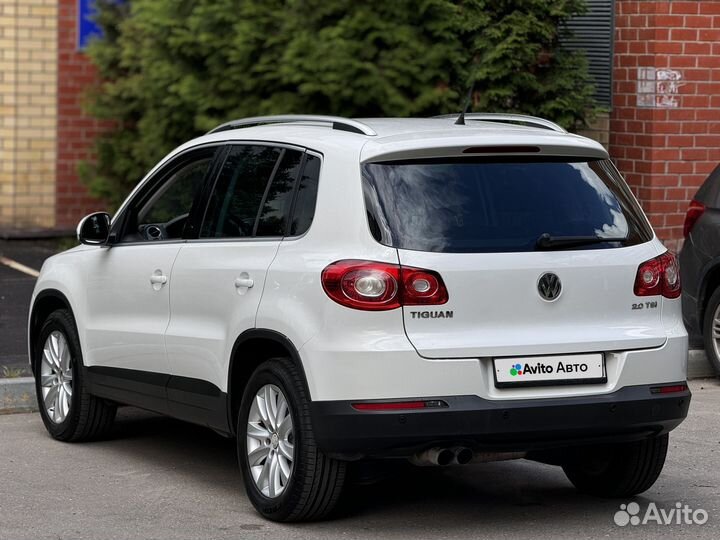 Volkswagen Tiguan 2.0 AT, 2010, 140 000 км