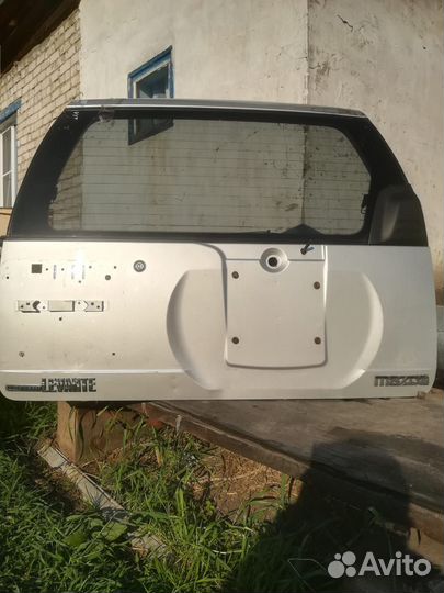 Задняя дверь багажника на suzuki grand vitara