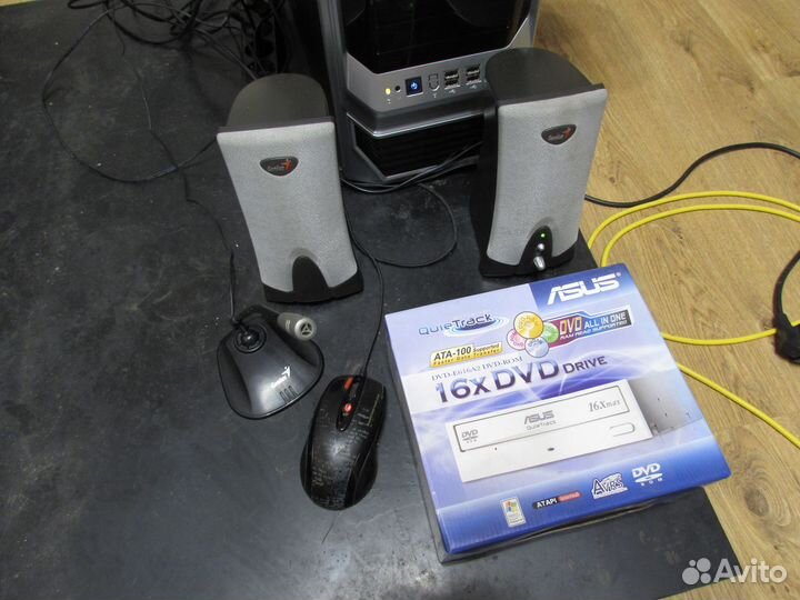 Set пк,23”,i3,HDD-3шт,geforcegtx750Ti,RAM-8Гб,WiFi