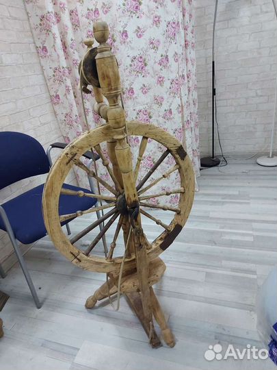 Прялка деревянная старинная