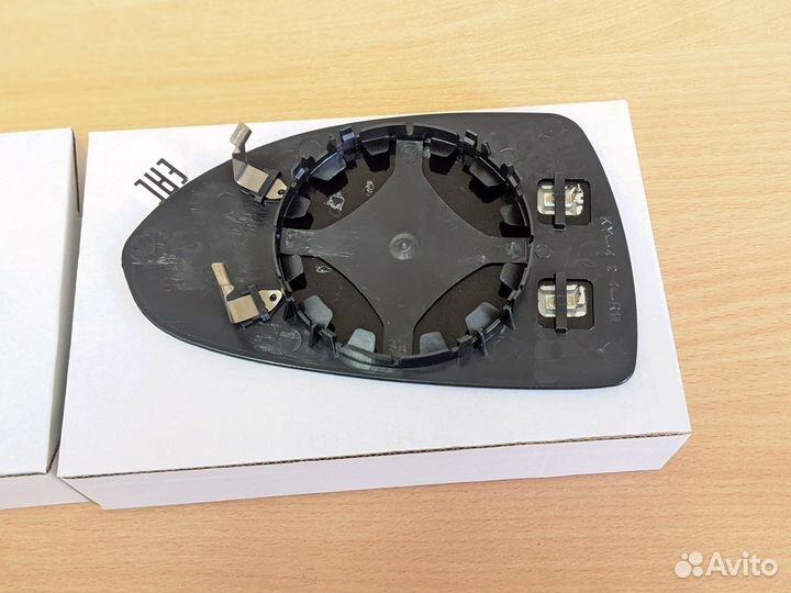 Зеркало заднего вида (вставка) Opel Corsa D