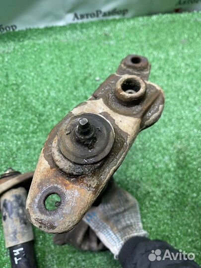 Амортизатор передний левый правый Transporter T4