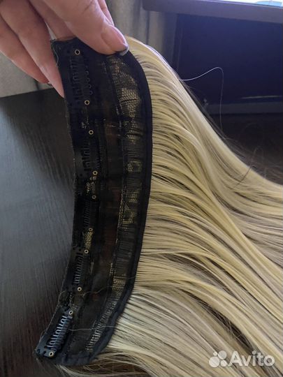 Волосы на заколках