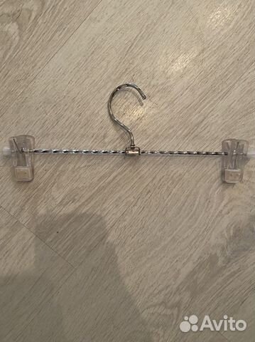 Деревянные и металические плечики