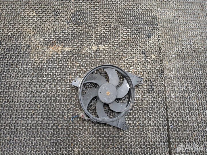 Вентилятор радиатора Nissan Armada, 2004