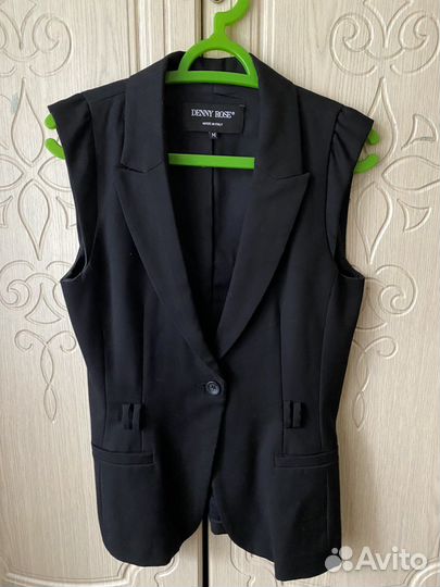 Одежда женска