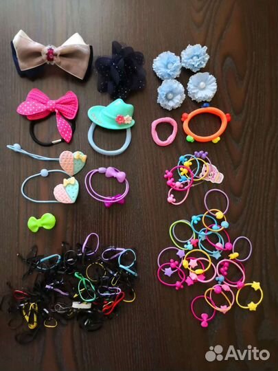 Резинки и заколки для волос.Цена за все