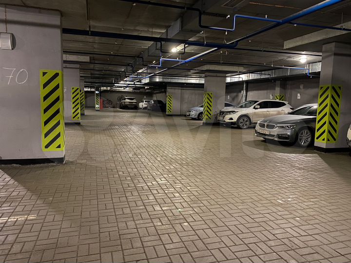 Машиноместо, 19 м²