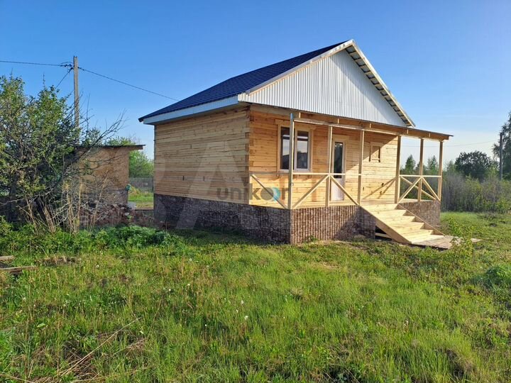 Дом 60 м² на участке 8,2 сот.