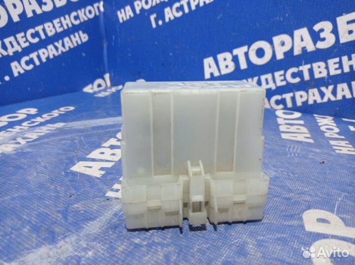 Блок управления светом Mazda 626 седан 1992