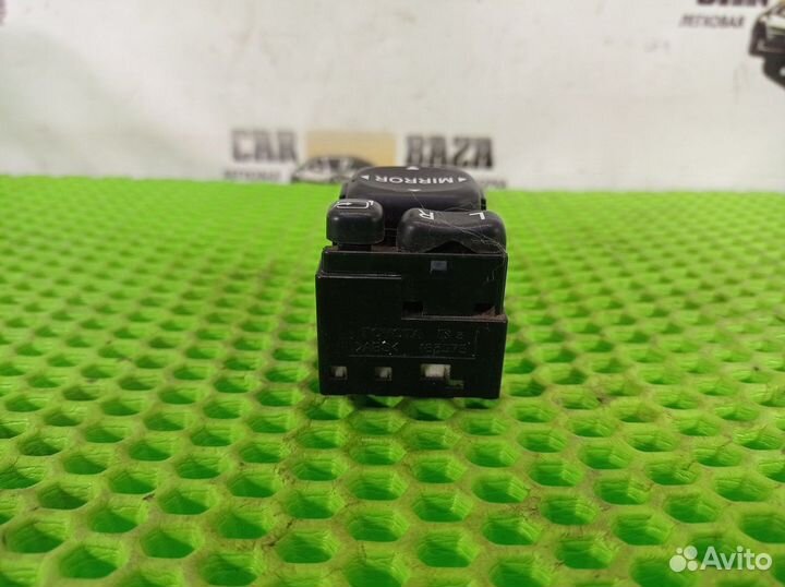 Переключатель регулировки зеркала