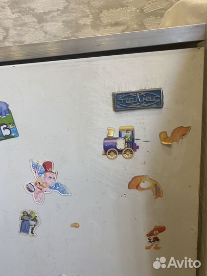 Холодильник бу полюс