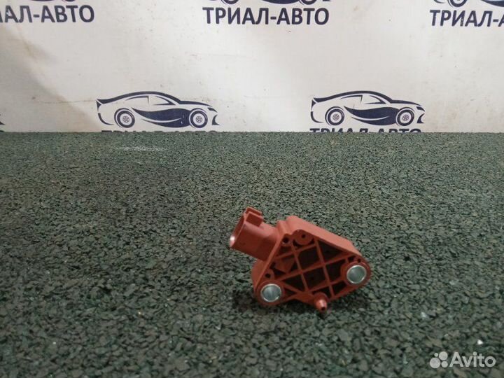 Датчик удара Land Rover Range Discovery 3