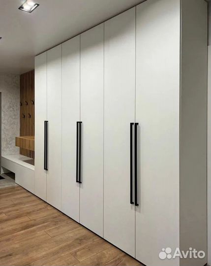 Шкафчик для ванной