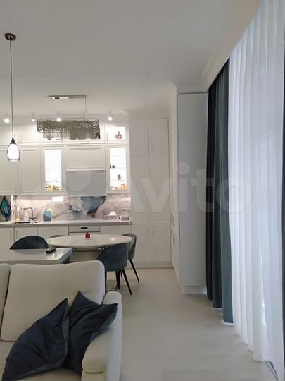 3-к. квартира, 82,2 м², 18/18 эт.