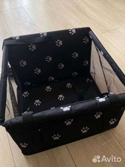 Лежанка для собаки в авто / перевозка для собаки