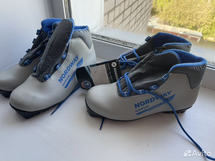 Лыжные ботинки новые 38 размер