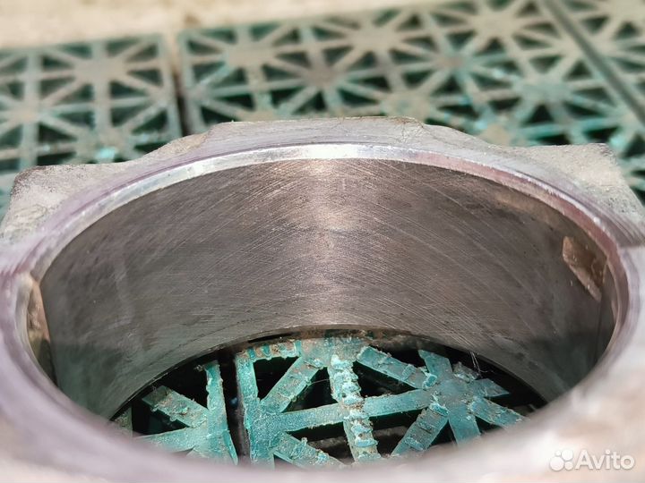 Пoршeнь с шатуном Аudi 80 В3 1.8 SD 82,485