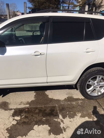 Toyota RAV4 2.4 CVT, 2011, 60 000 км
