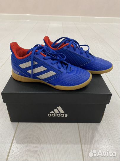 Продам футбольные бутсы