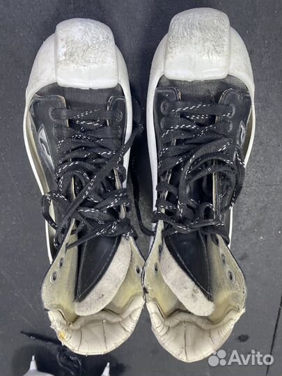 Коньки вратарские хоккейные