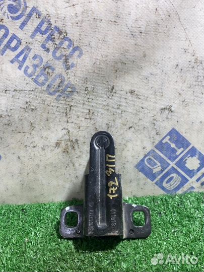 Ответная часть замка двери задняя правая Bmw X5