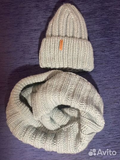 Зимний комплект шапка и снуд