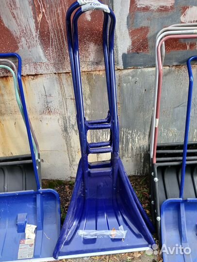 Скребок для уборки снега