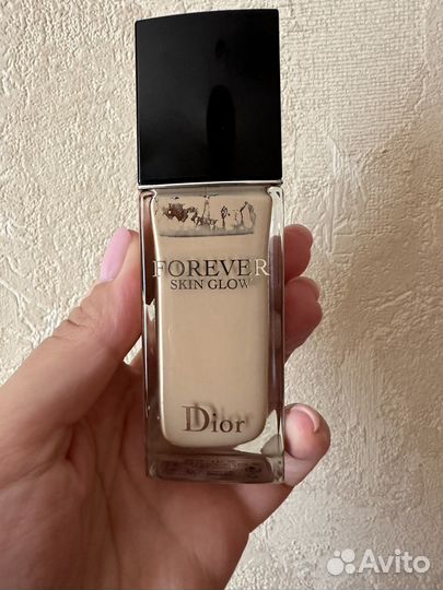 Крем тональный Dior forever skin glow