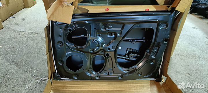 Дверь передняя правая Rio X Line 76004H0500