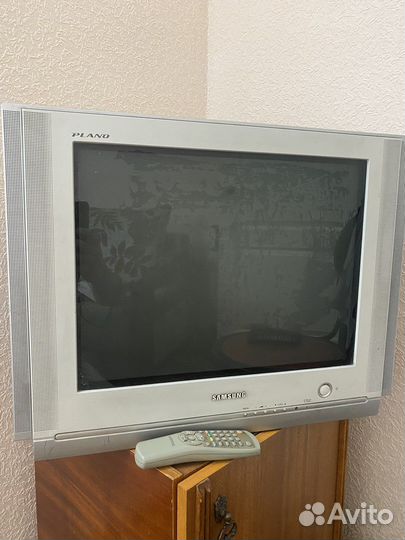 Телевизор samsung