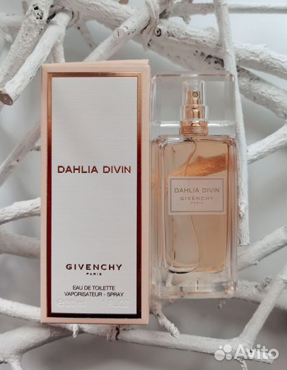 Туалетная вода женская Givenchy Dahlia Divin