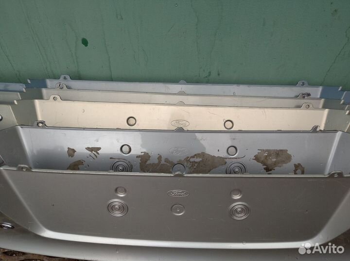 Накладка крышки багажника Ford Mondeo 4 2007-2011