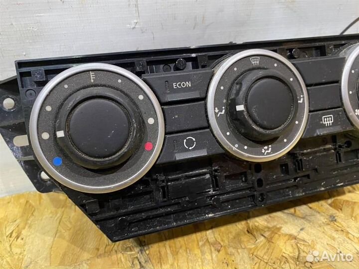 Блок управления отопителем LR Freelander 2