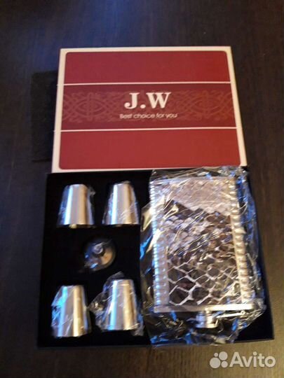 Подарочный набор Фляжка и стопки