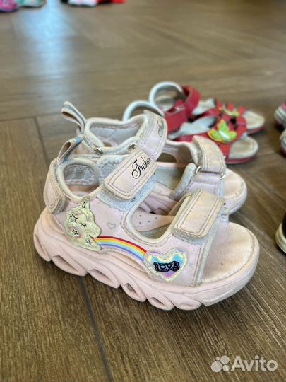 Обувь для девочки пакетом 23 размер