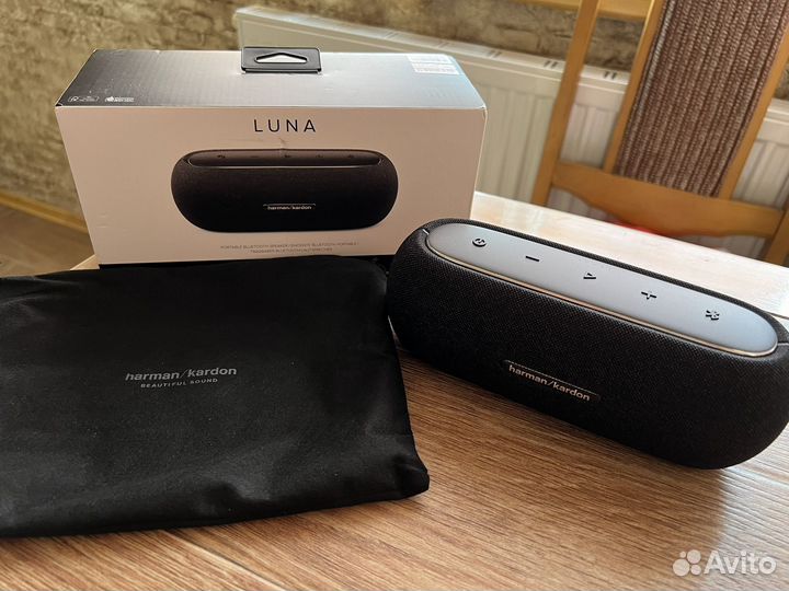 Harman kardon luna black новая