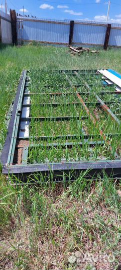 Ворота гаражные металлические