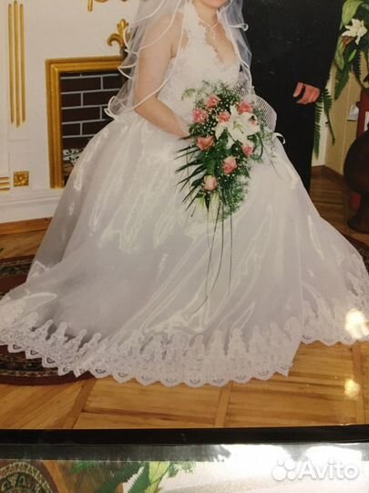 Платье свадебное