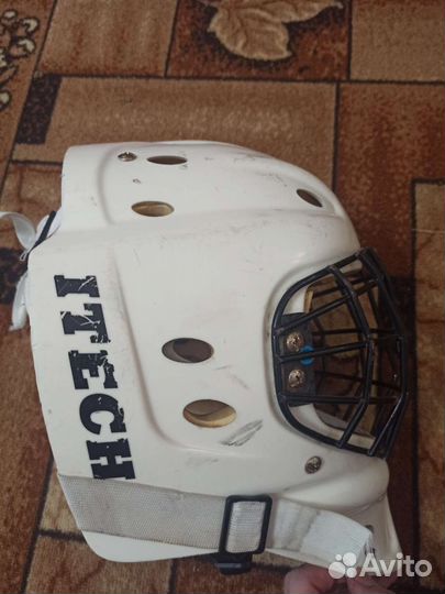 Вратарский шлем sr